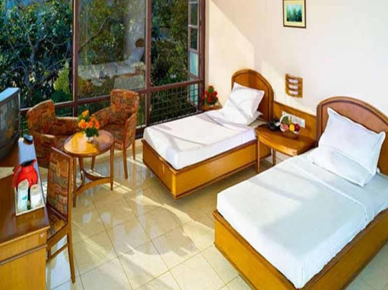 Hotel Ktdc Aranya Nivas Thekkady Kumily Exterior foto